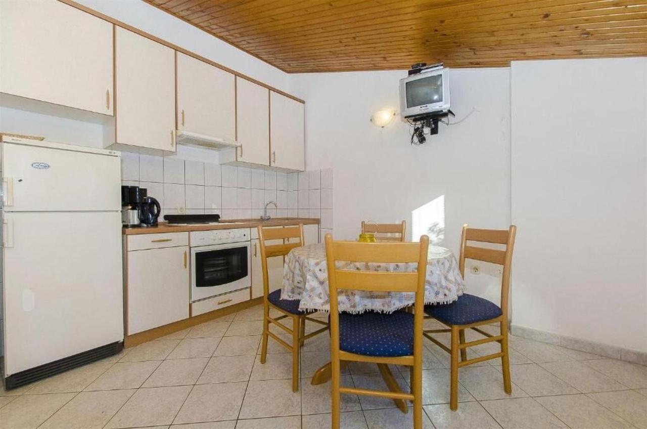 Apartments Nada Grebastica Luaran gambar
