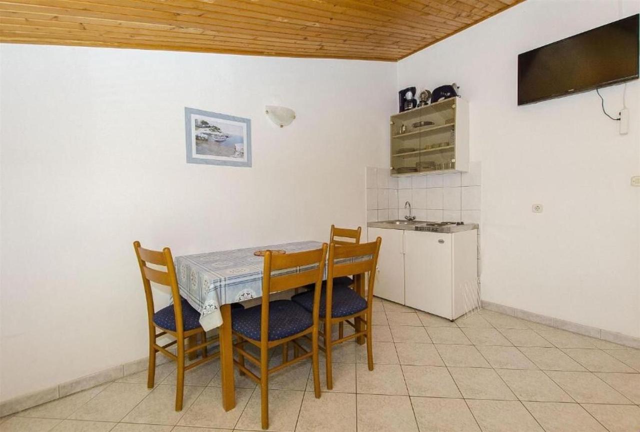 Apartments Nada Grebastica Luaran gambar