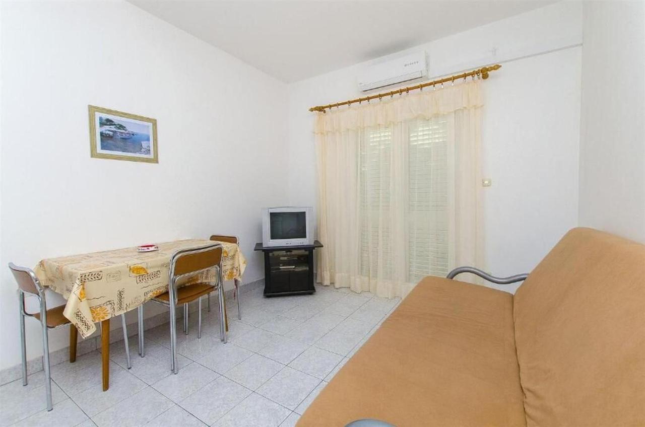Apartments Nada Grebastica Luaran gambar